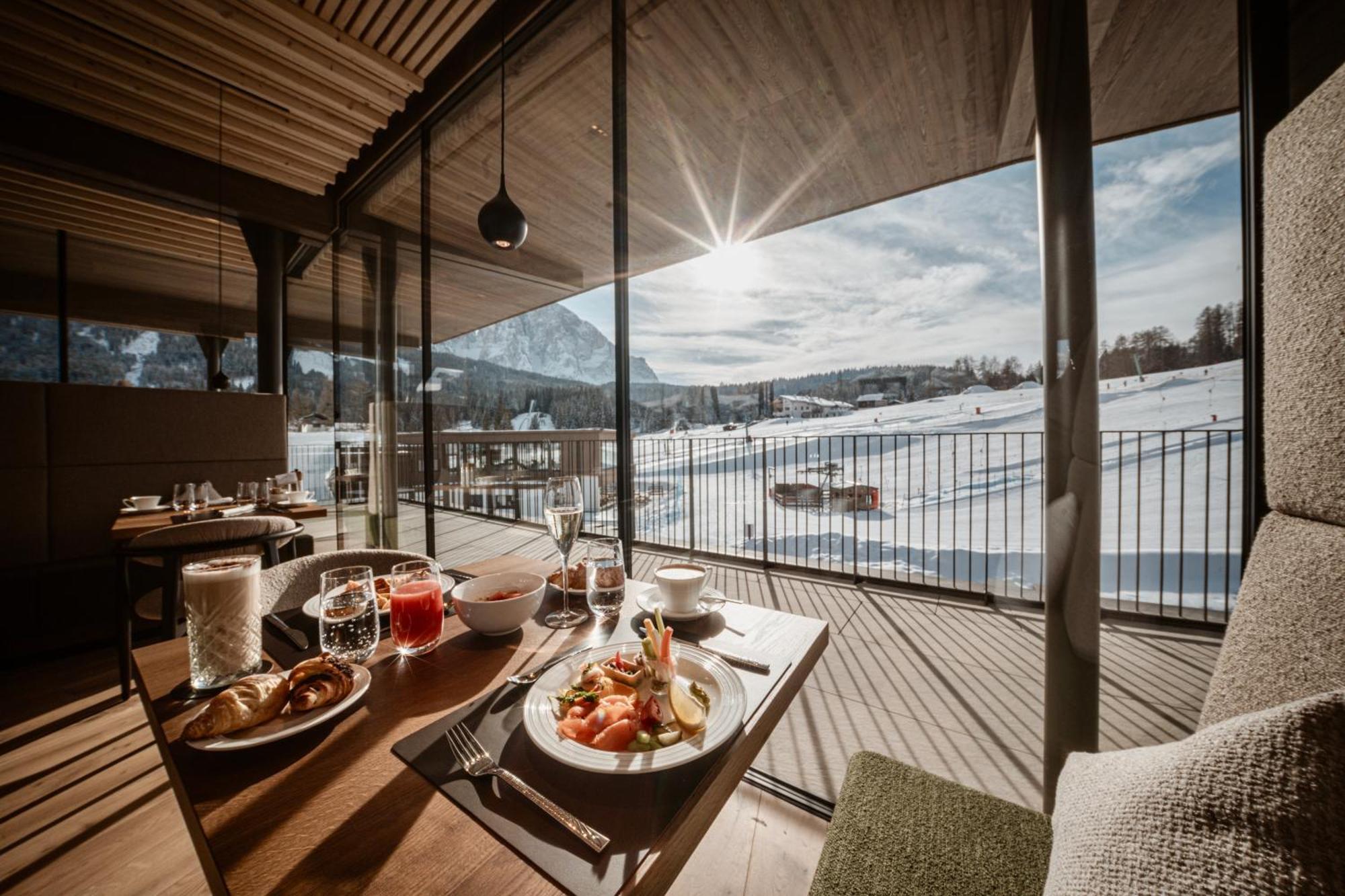 Cendevaves Alpine Silence Hotell Santa Cristina Val Gardena Exteriör bild